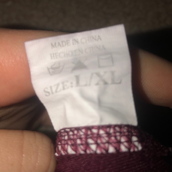 Red athletic leggings!! - Picture 3 of 3